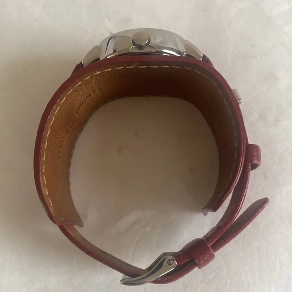 GUESS Red Leather Silver Tone Wrist Watch $130 EUC